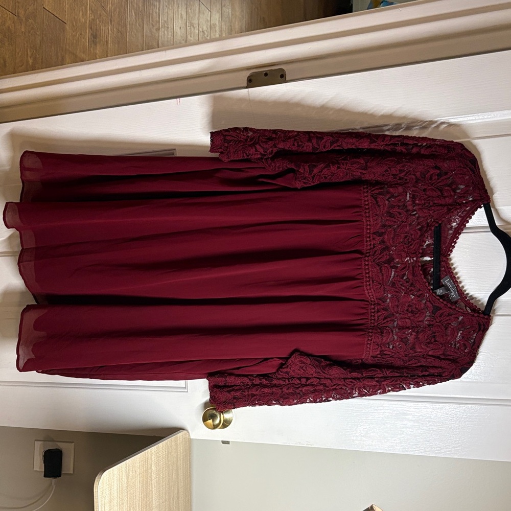 Elegant Burgundy Lace Dress